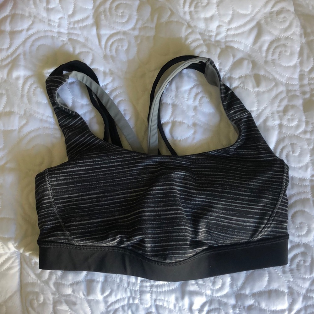 lululemon sports bra